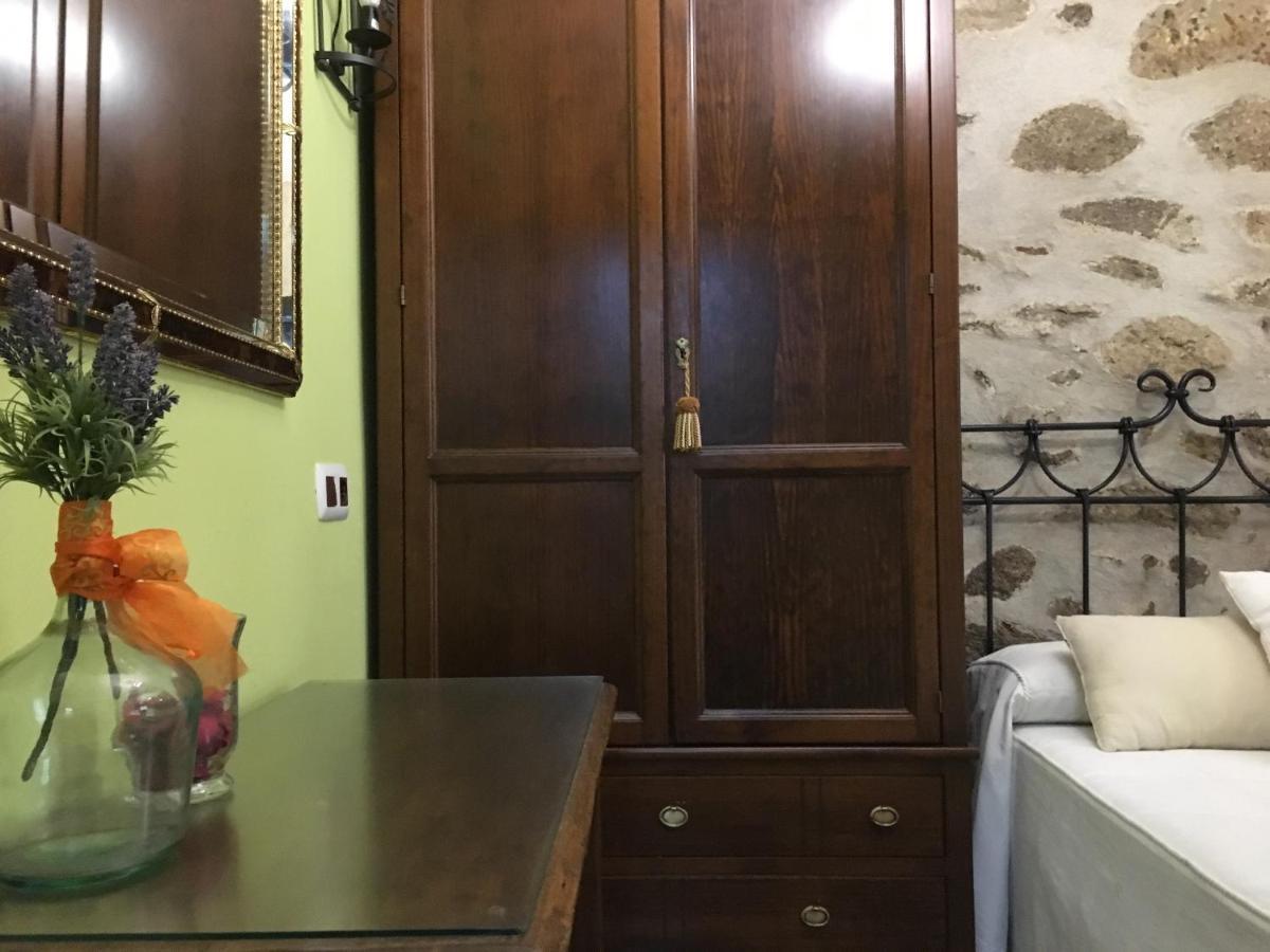 Casa Rural La Antigua Tahona Candelario Exteriér fotografie